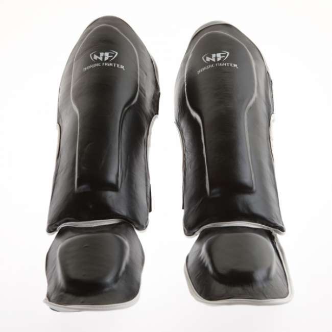 Priser på Nordic Fighter Shin Guards Instep Type 1 Benskinne Ægte Læder Medium